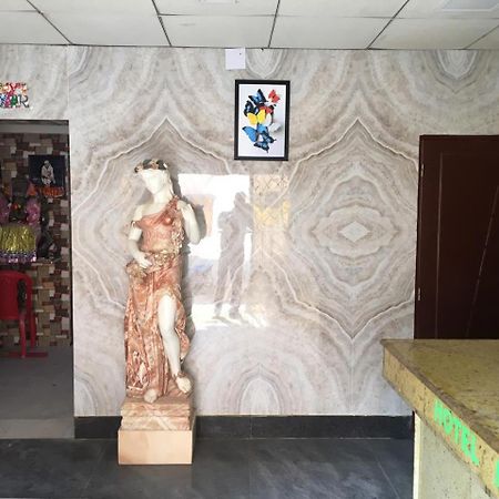 Hotel Maa Kamakhya Puri Zewnętrze zdjęcie