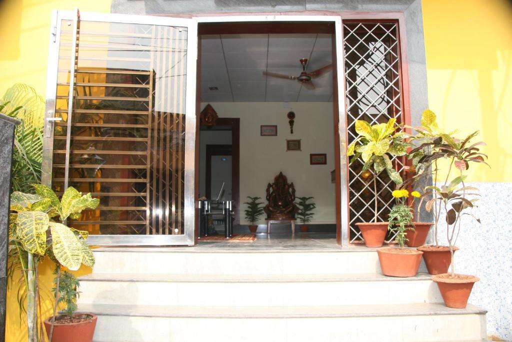 Hotel Maa Kamakhya Puri Zewnętrze zdjęcie